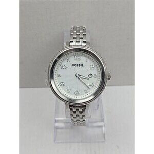 Fossil Bridgette AM4305 Womens Watch Silver Tone 42mm Date New Battery Sz. Small